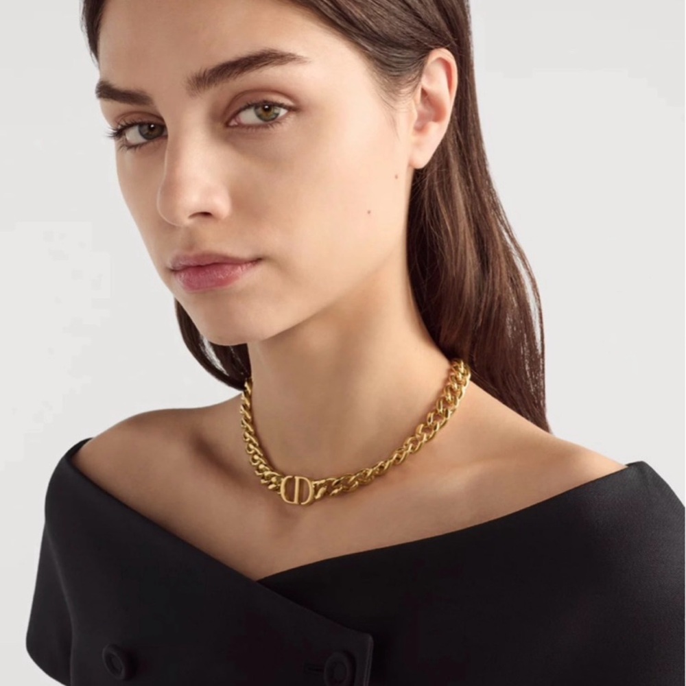 Gold Dior Danseuse etoile necklace NWT